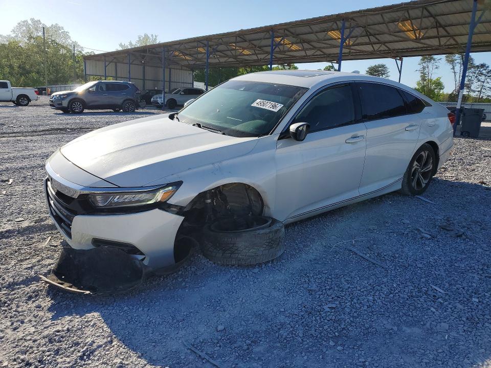 49507196 :رقم المزاد ، 1HGCV1F6XJA215172 vin ، 2018 Honda Accord مزاد بيع