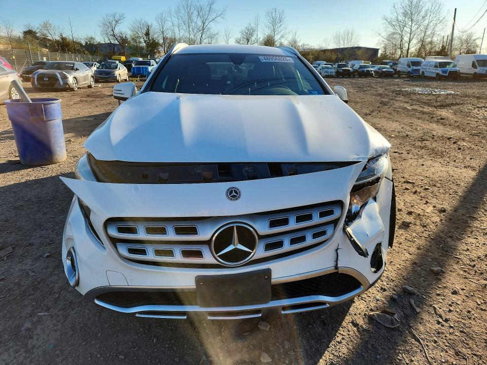 2019 Mercedes-benz Gla მანქანა იყიდება აუქციონზე, vin: WDCTG4GB4KJ586961, აუქციონის ნომერი: 48956026