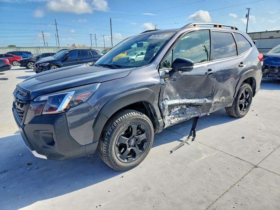 49426476 :رقم المزاد ، JF2SKAMC2NH526525 vin ، 2022 Subaru Forester مزاد بيع