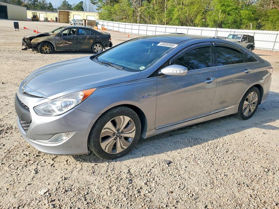 Auction sale of the 2015 Hyundai Sonata Hybrid, vin: KMHEC4A45FA122499, lot number: 48606966