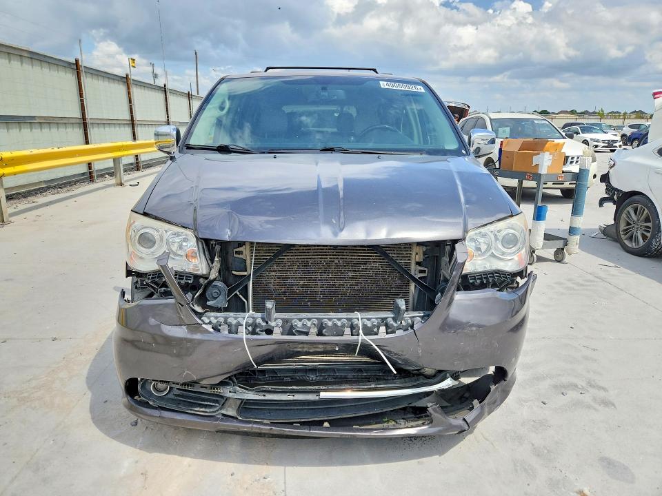 Продажа на аукционе авто 2015 Chrysler Town & Country, vin: 2C4RC1GG5FR603211, номер лота: 49060926