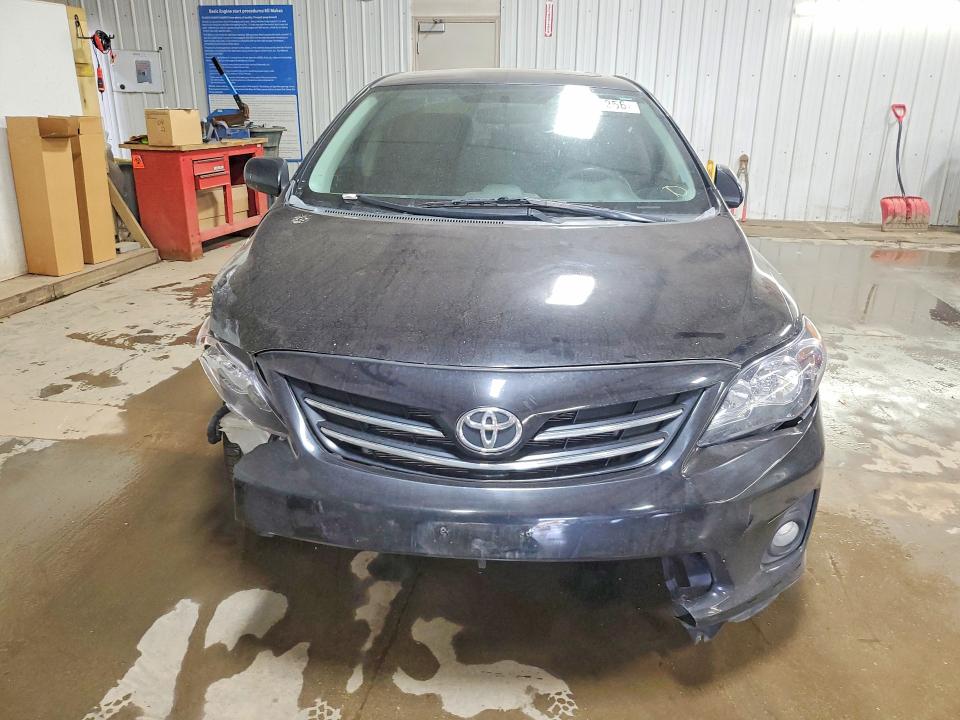 51874256 :رقم المزاد ، 2T1BU4EEXDC947650 vin ، 2013 Toyota Corolla مزاد بيع