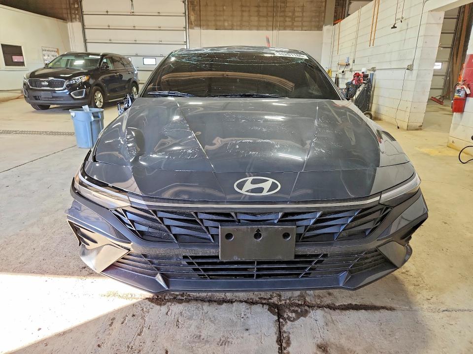 2025 Hyundai Elantra მანქანა იყიდება აუქციონზე, vin: KMHLM4DG7SU014498, აუქციონის ნომერი: 48201186
