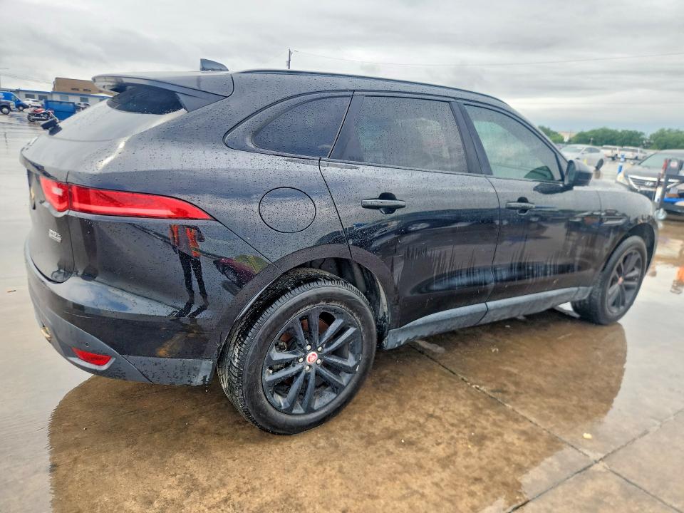Продажа на аукционе авто 2019 Jaguar F-pace, vin: SADCJ2FXXKA354295, номер лота: 51351536