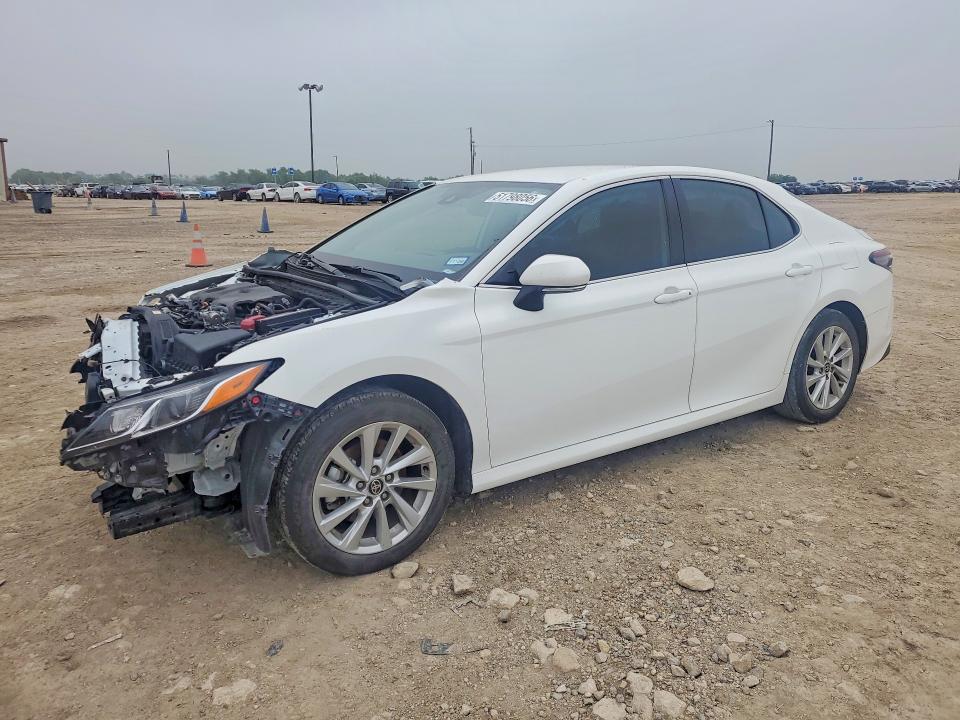 51798056 :رقم المزاد ، 4T1R11AK8RU218845 vin ، 2024 Toyota Camry مزاد بيع