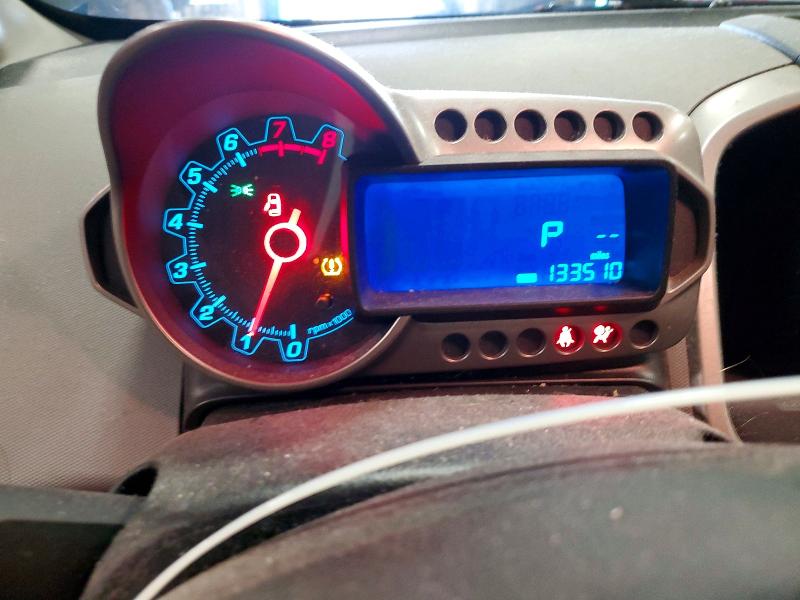49400816 :رقم المزاد ، 1G1JA5SH3G4110747 vin ، 2016 Chevrolet Sonic مزاد بيع