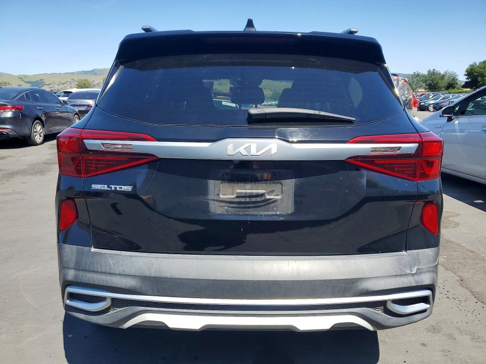 50521666 :رقم المزاد ، KNDEU2AA9N7311602 vin ، 2022 Kia Seltos مزاد بيع
