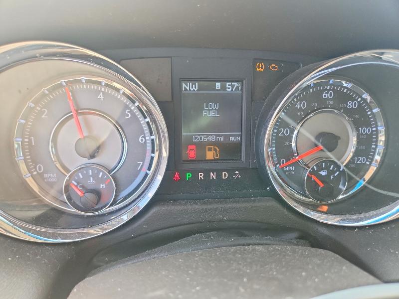 48960596 :رقم المزاد ، 2A4RR5DG0BR618150 vin ، 2011 Chrysler Town & Country مزاد بيع