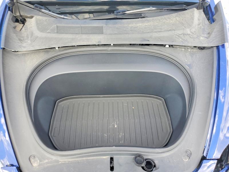 49780806 :رقم المزاد ، 5YJ3E1EA5SF009920 vin ، 2025 Tesla Model 3 مزاد بيع