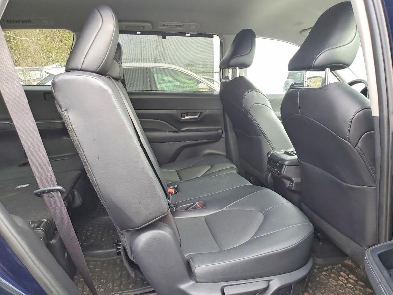 Продажа на аукционе авто 2024 Toyota Grand Highlander Hybrid, vin: 5TDACAB52RS000232, номер лота: 47890676