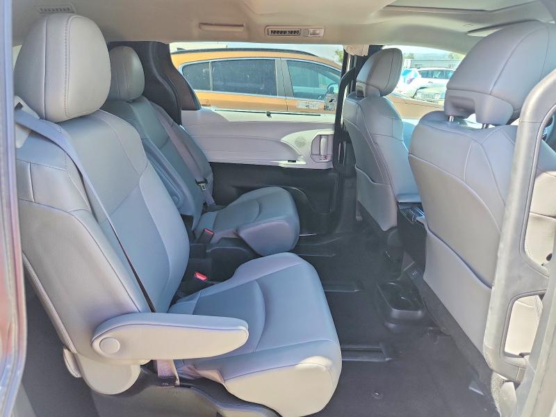 51337596 :رقم المزاد ، 5TDJRKEC8SS230622 vin ، 2025 Toyota Sienna مزاد بيع