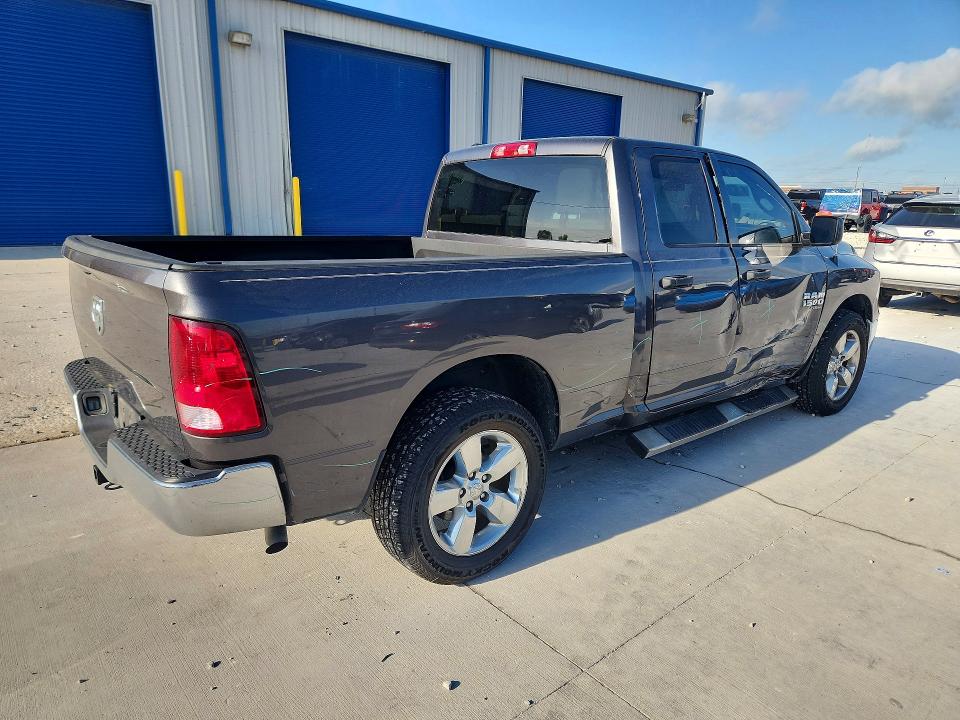 49564186 :رقم المزاد ، 1C6RR6FG2KS628189 vin ، 2019 Ram 1500 Classic مزاد بيع