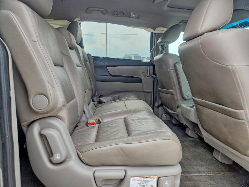 51071846 :رقم المزاد ، 5FNRL5H61BB103307 vin ، 2011 Honda Odyssey مزاد بيع