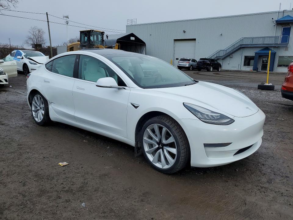 48582036 :رقم المزاد ، 5YJ3E1EA2KF419462 vin ، 2019 Tesla Model 3 مزاد بيع