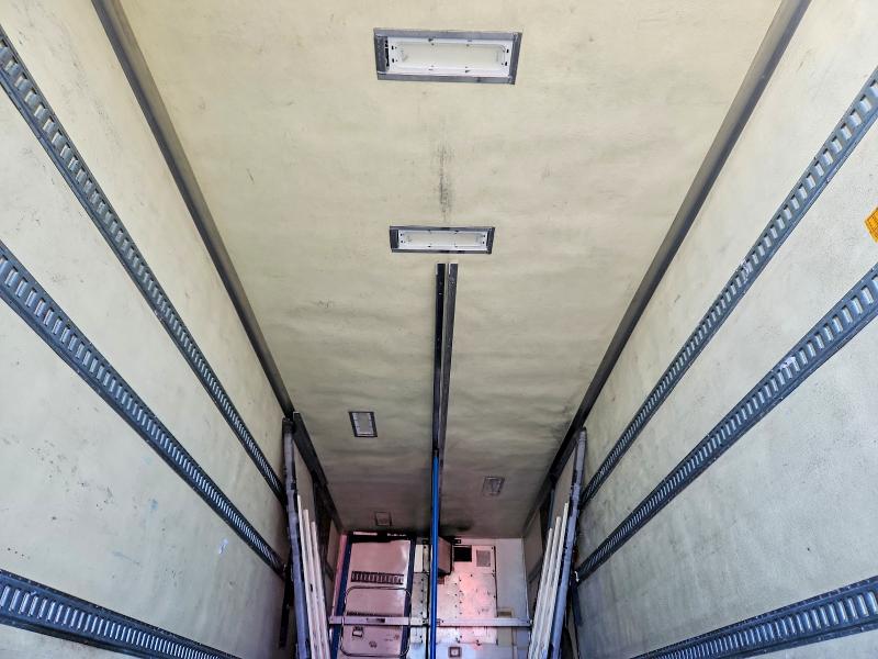 2016 Utility Trailer Mfg მანქანა იყიდება აუქციონზე, vin: 1UYVS1286GU550302, აუქციონის ნომერი: 51532206