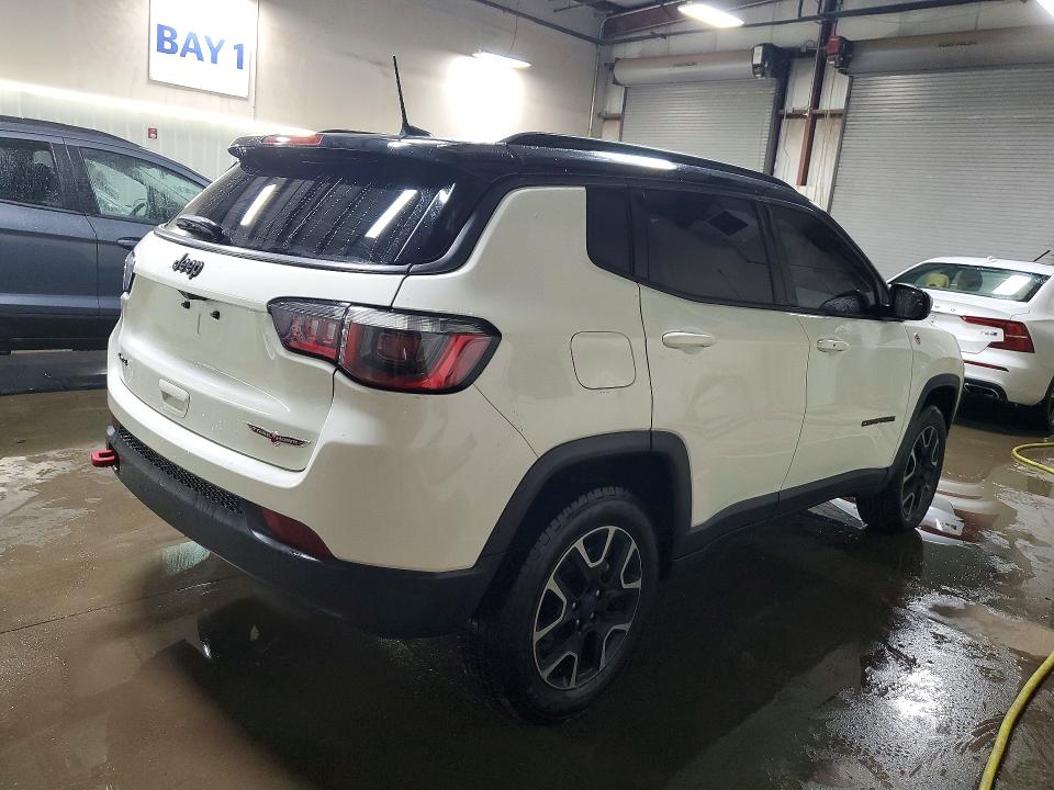 2019 Jeep Compass მანქანა იყიდება აუქციონზე, vin: 3C4NJDDB3KT667916, აუქციონის ნომერი: 49144996