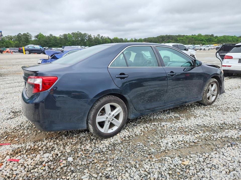 51351156 :رقم المزاد ، 4T1BF1FKXDU290585 vin ، 2013 Toyota Camry مزاد بيع