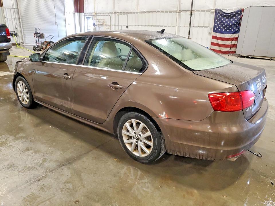 49773506 :رقم المزاد ، 3VWDX7AJ7DM358774 vin ، 2013 Volkswagen Jetta مزاد بيع