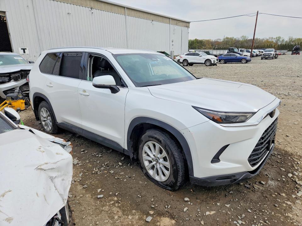 Продажа на аукционе авто 2024 Toyota Grand Highlander, vin: 5TDAAAB52RS052773, номер лота: 49648276