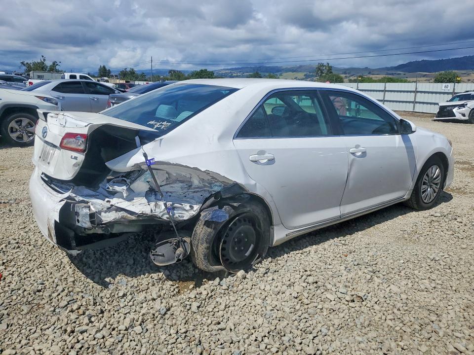 2013 Toyota Camry მანქანა იყიდება აუქციონზე, vin: 4T1BF1FK9DU265693, აუქციონის ნომერი: 51112516