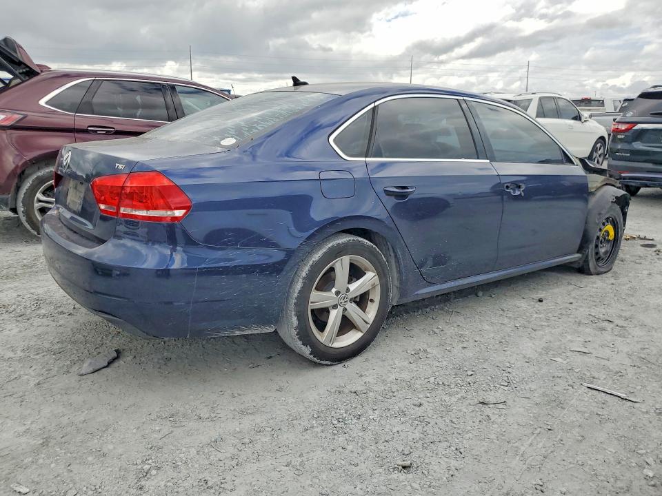 48954926 :رقم المزاد ، 1VWAS7A35FC116699 vin ، 2015 Volkswagen Passat مزاد بيع