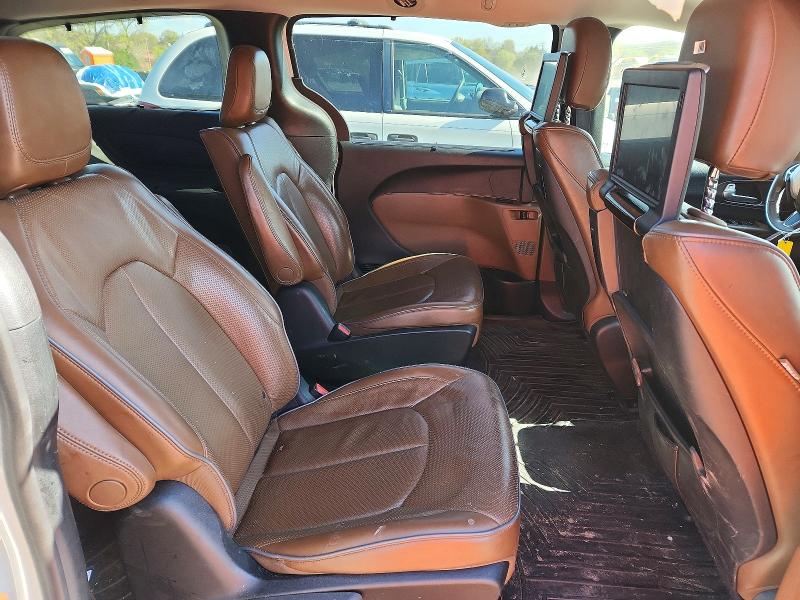 Продажа на аукционе авто 2018 Chrysler Pacifica, vin: 2C4RC1N74JR212806, номер лота: 48996906