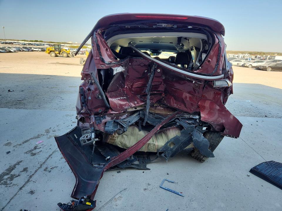 Продаж на аукціоні авто 2023 Kia Carnival, vin: KNDNB4H3XP6234787, номер лоту: 50443226