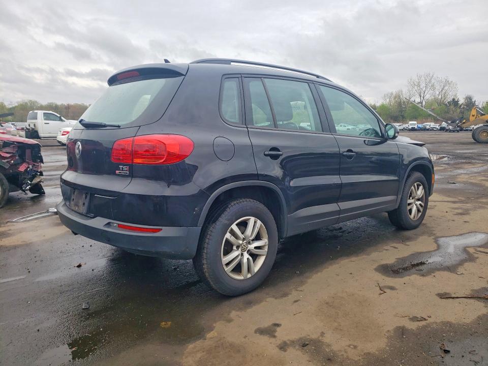 Продаж на аукціоні авто 2017 Volkswagen Tiguan, vin: WVGBV7AX0HK008075, номер лоту: 50323126
