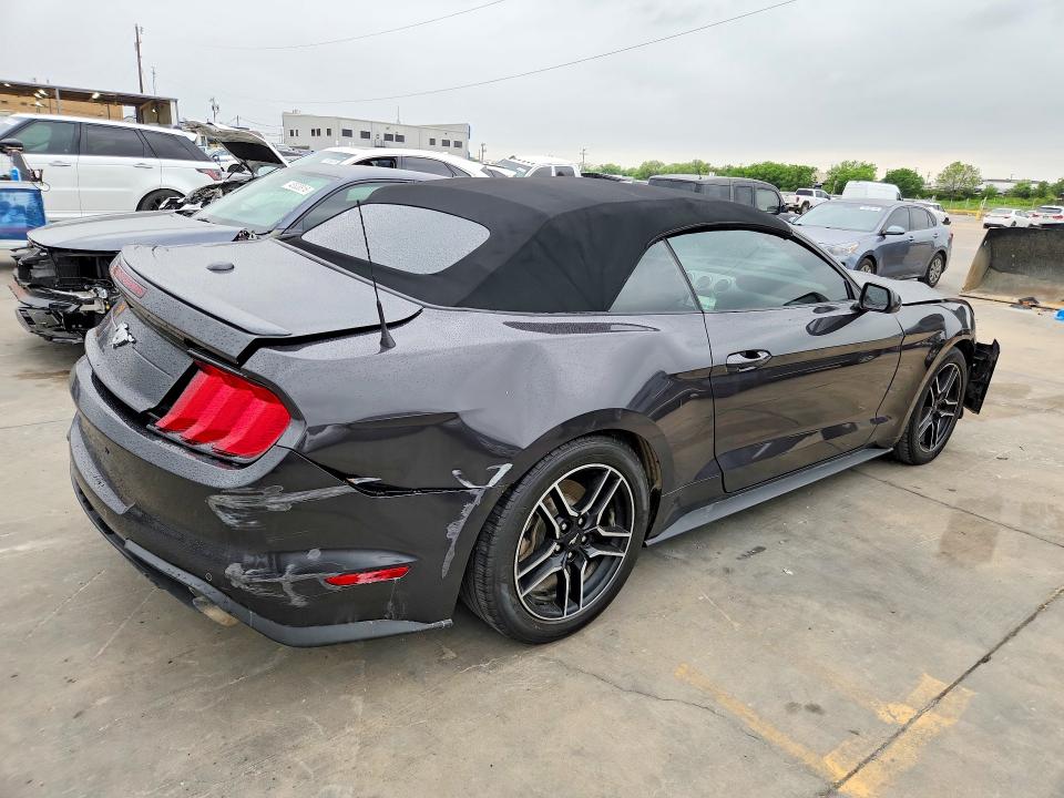 50051076 :رقم المزاد ، 1FATP8UH1N5103046 vin ، 2022 Ford Mustang مزاد بيع