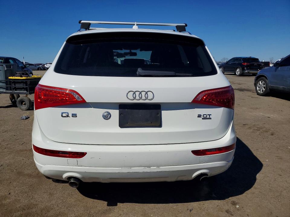 Продажа на аукционе авто 2011 Audi Q5, vin: WA1CFAFPXBA058338, номер лота: 49745296