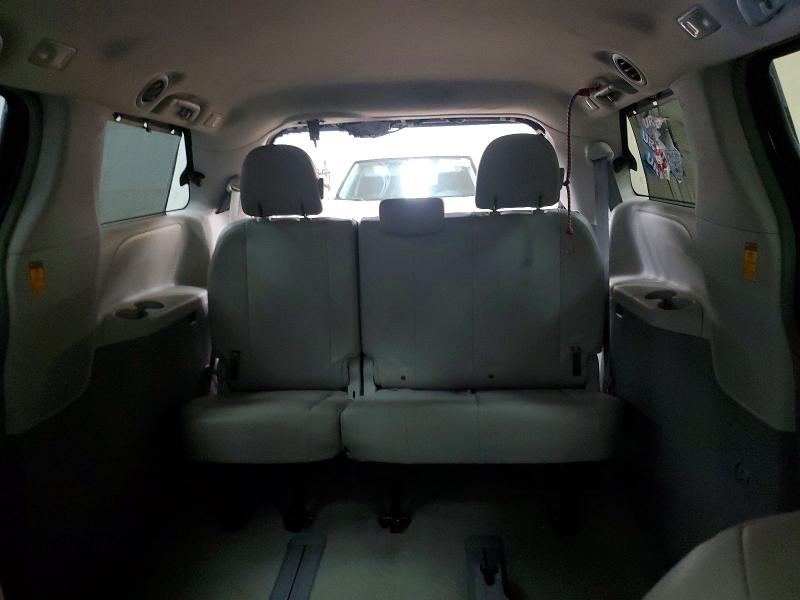 49628156 :رقم المزاد ، 5TDDK3DC5ES086962 vin ، 2014 Toyota Sienna مزاد بيع