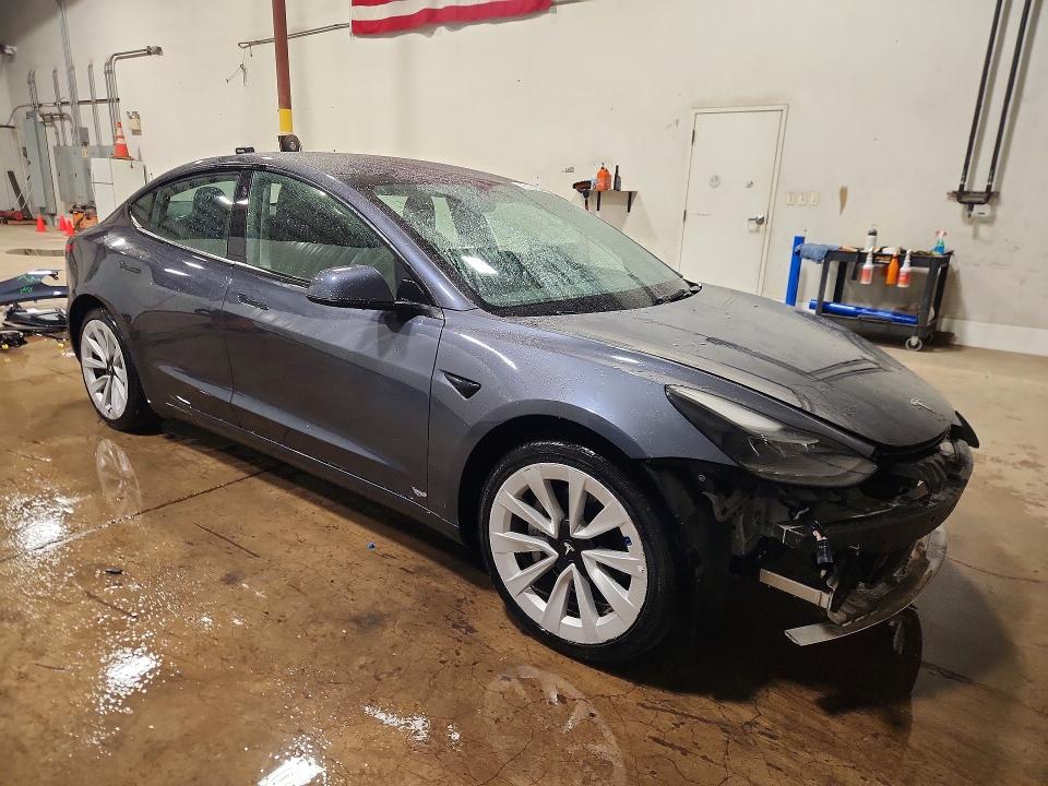 50943796 :رقم المزاد ، 5YJ3E1EA4NF370317 vin ، 2022 Tesla Model 3 مزاد بيع
