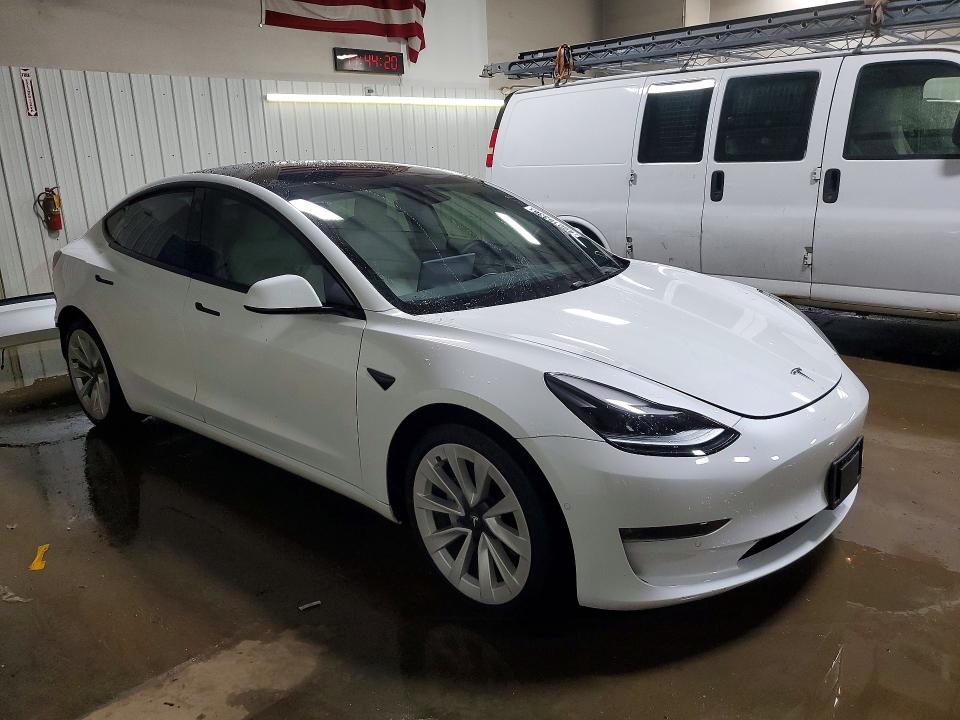 49016336 :رقم المزاد ، 5YJ3E1EB9MF033505 vin ، 2021 Tesla Model 3 مزاد بيع
