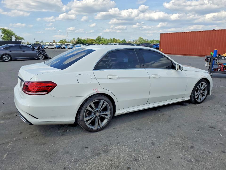 Продаж на аукціоні авто 2015 Mercedes-benz E, vin: WDDHF5KB8FB087176, номер лоту: 52041676