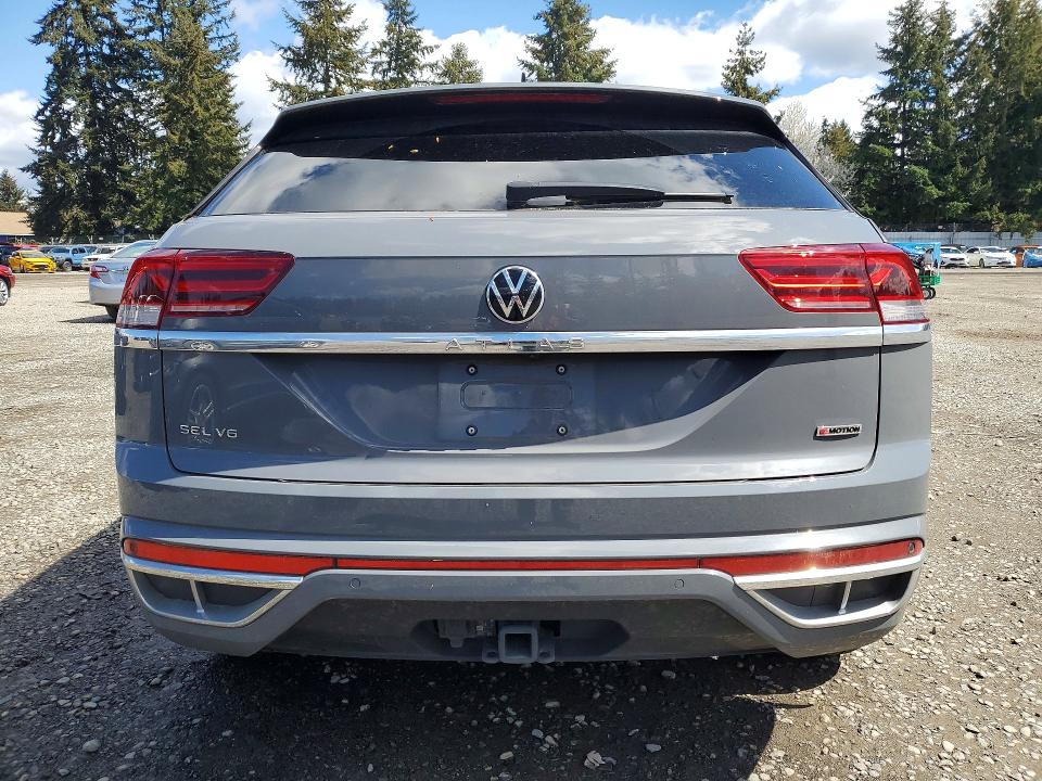 2022 Volkswagen Atlas Cross Sport მანქანა იყიდება აუქციონზე, vin: 1V2FE2CA5NC200713, აუქციონის ნომერი: 48542076