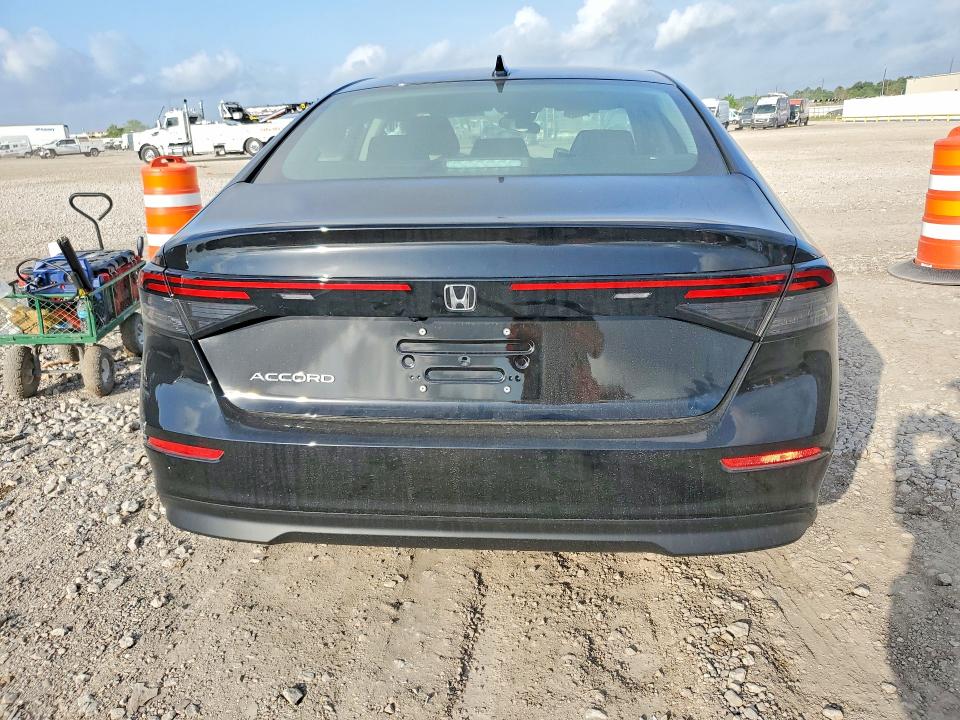 Продаж на аукціоні авто 2026 Honda Accord, vin: 1HGCY1F23TA013569, номер лоту: 50338426