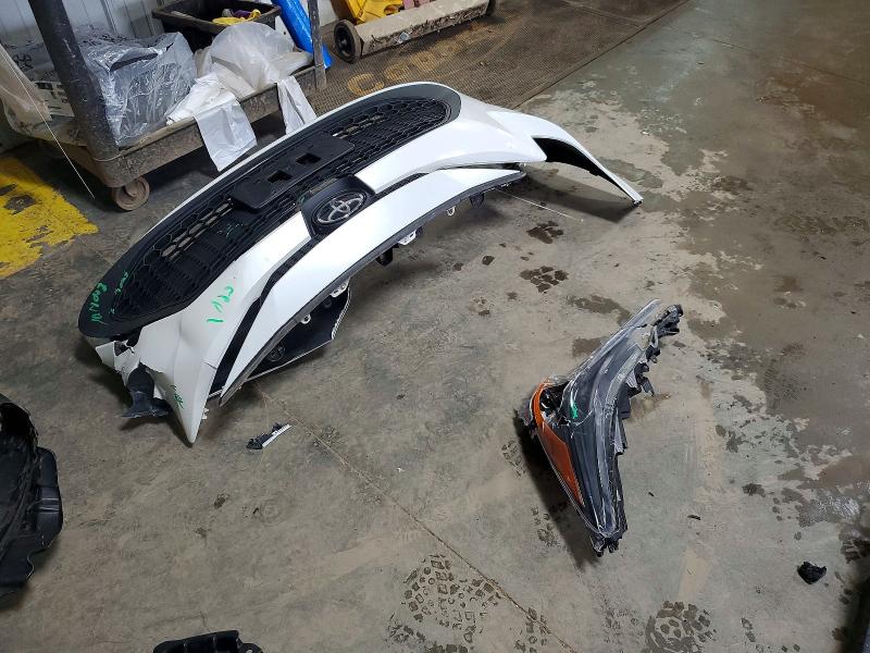 51306126 :رقم المزاد ، JTDEPMAE3NJ191109 vin ، 2022 Toyota Corolla مزاد بيع