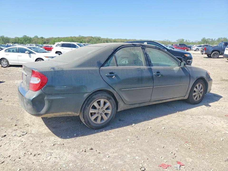 2003 Toyota Camry მანქანა იყიდება აუქციონზე, vin: 4T1BF32K03U564697, აუქციონის ნომერი: 50617286