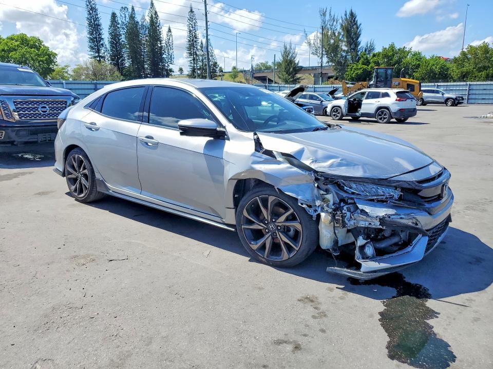 Продаж на аукціоні авто 2018 Honda Civic, vin: SHHFK7H98JU226921, номер лоту: 51039196
