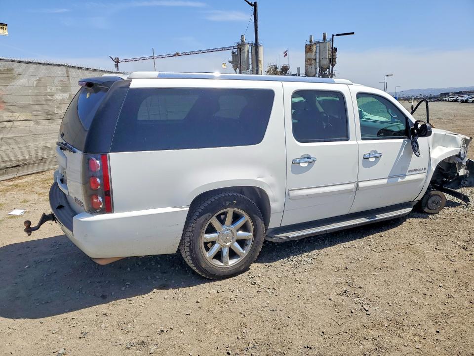 51476976 :رقم المزاد ، 1GKFK66847J369182 vin ، 2007 Gmc Yukon Xl مزاد بيع