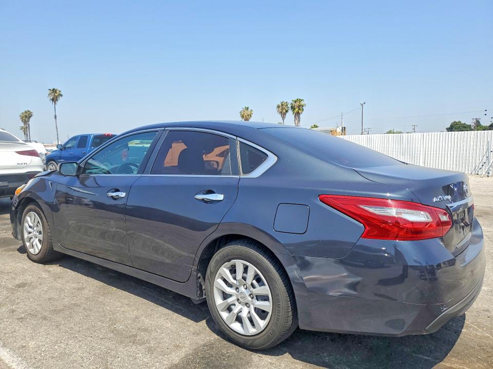 Продажа на аукционе авто 2018 Nissan Altima, vin: 1N4AL3AP5JC297765, номер лота: 52009176