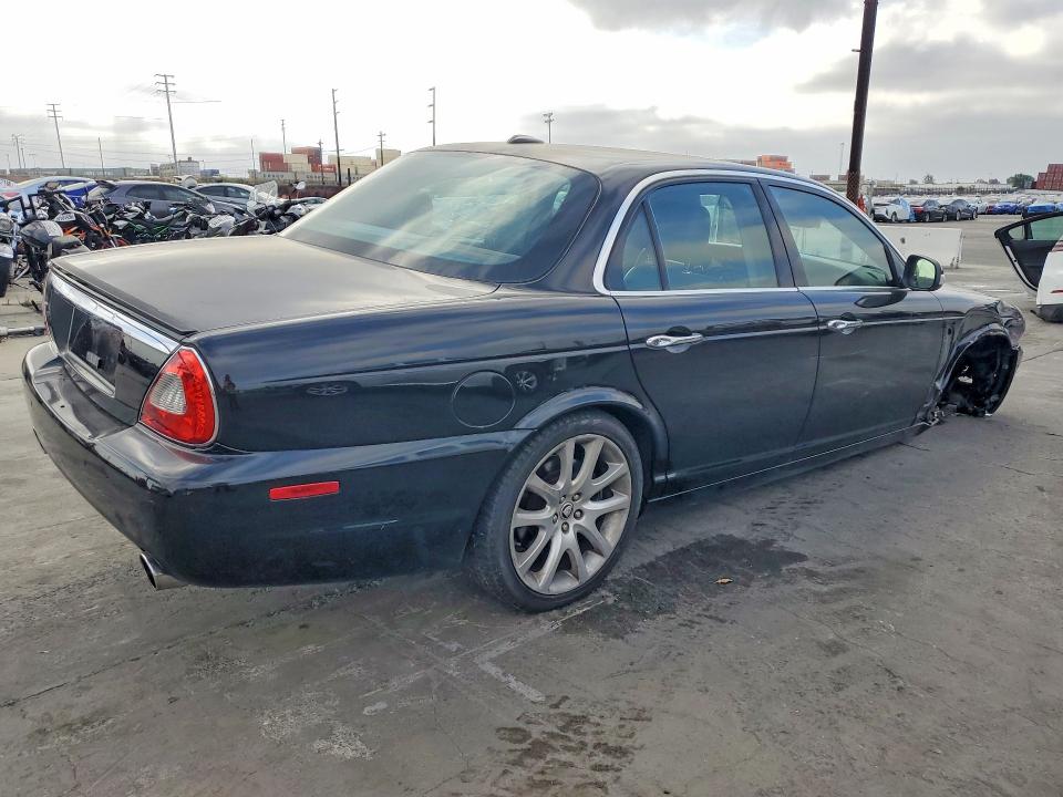 Продаж на аукціоні авто 2008 Jaguar Xj8, vin: SAJWA71BX8SH26257, номер лоту: 49033206