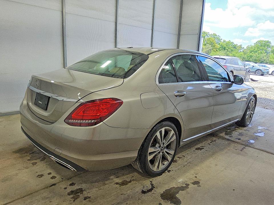 50409826 :رقم المزاد ، 55SWF8DB8KU316817 vin ، 2019 Mercedes-benz C مزاد بيع