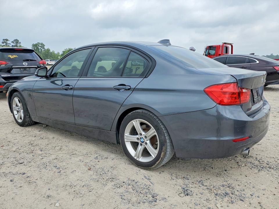 2014 Bmw 328 მანქანა იყიდება აუქციონზე, vin: WBA3D3C5XEK154878, აუქციონის ნომერი: 51337366