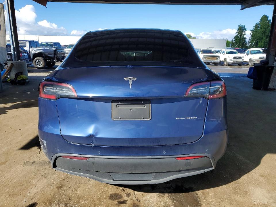 49815026 :رقم المزاد ، 5YJYGDEE5MF285442 vin ، 2021 Tesla Model Y مزاد بيع