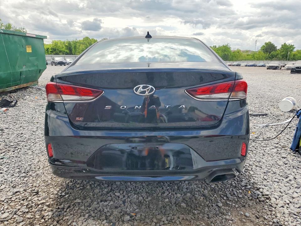 2018 Hyundai Sonata მანქანა იყიდება აუქციონზე, vin: 5NPE24AF6JH621693, აუქციონის ნომერი: 51408796