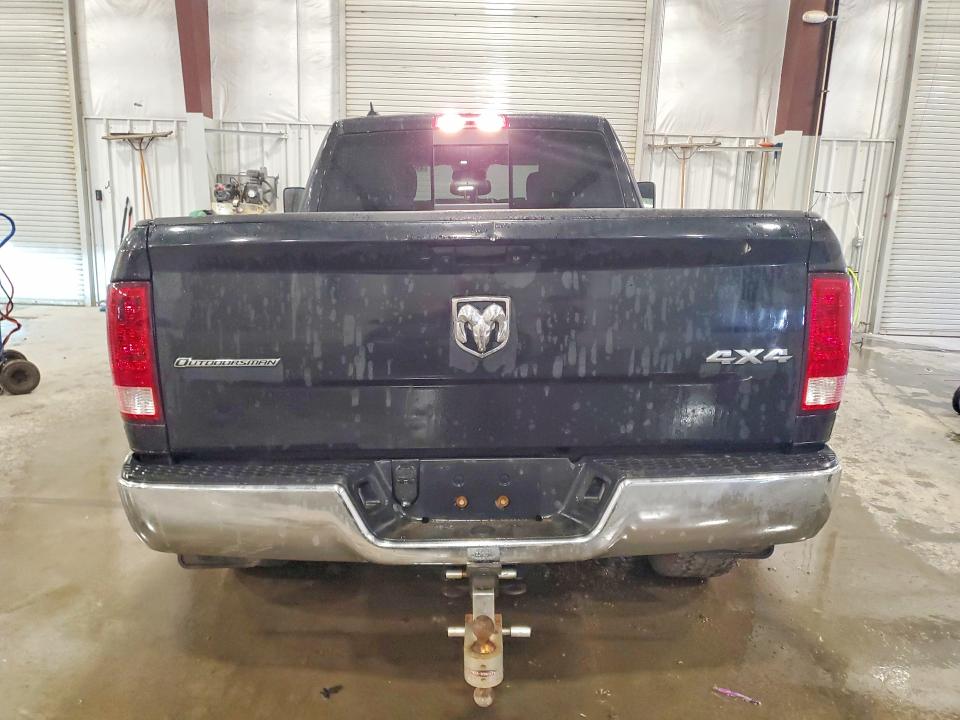 49611446 :رقم المزاد ، 1C6RR7TT3JS165839 vin ، 2018 Ram 1500 مزاد بيع