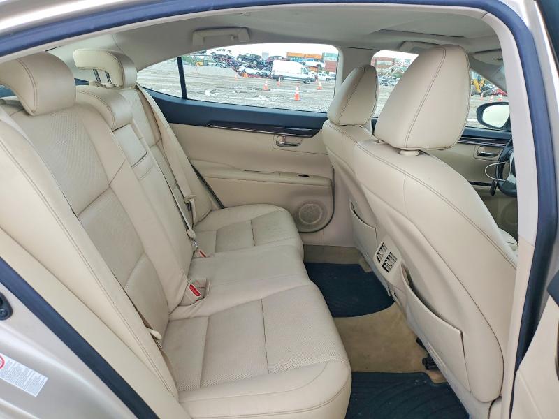 51870736 :رقم المزاد ، JTHBK1GG3F2156296 vin ، 2015 Lexus Es مزاد بيع