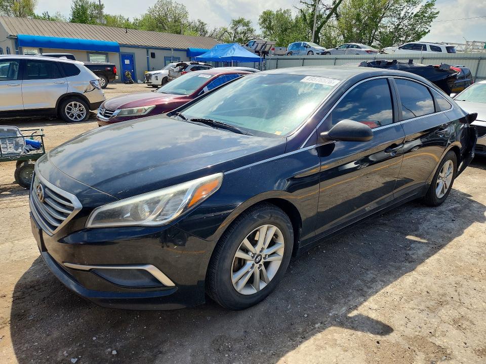 49576526 :رقم المزاد ، 5NPE24AF5HH492517 vin ، 2017 Hyundai Sonata مزاد بيع