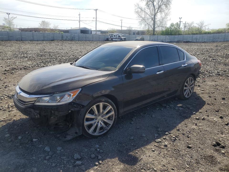 Продаж на аукціоні авто 2017 Honda Accord, vin: 1HGCR3F82HA004155, номер лоту: 50311156